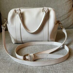 Neiman Marcus White Bag Purse with Crossbody Strap Dark Blue Interior